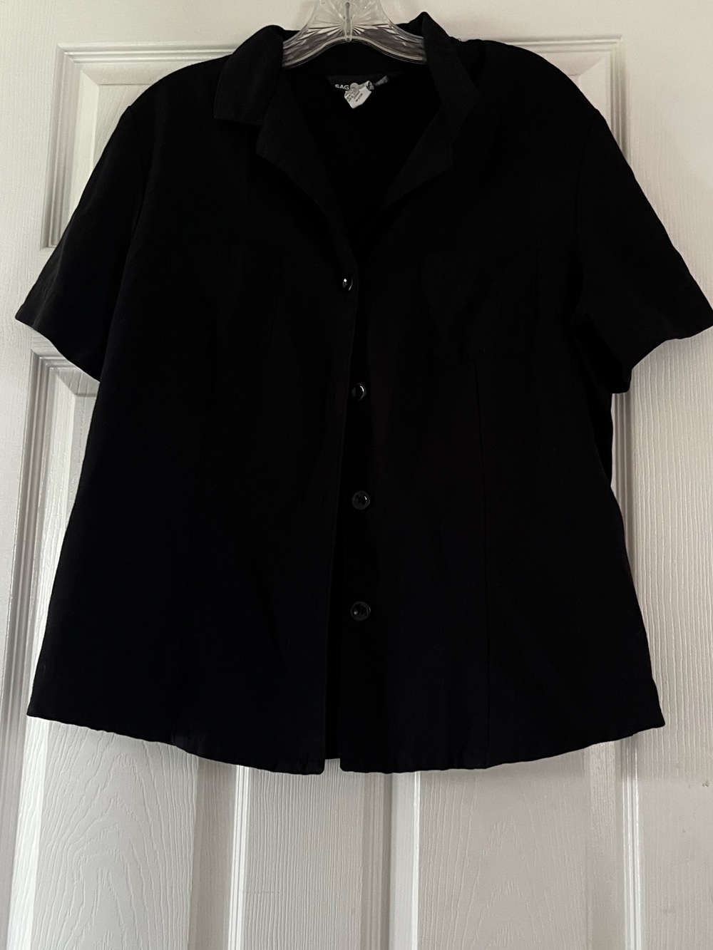 Sag Harbor Black Short-Sleeve Button-Front Shirt